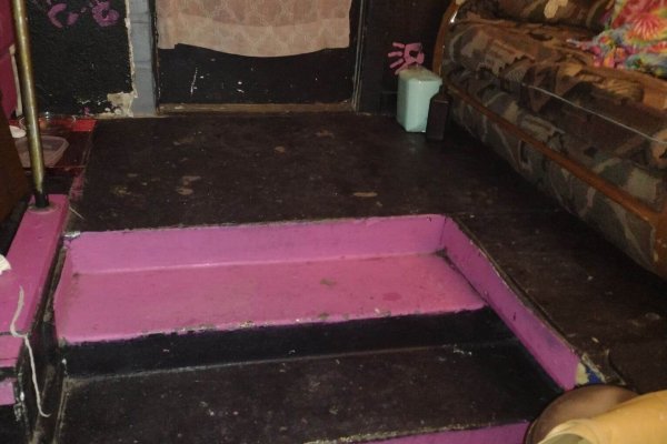 Devon (26) Devon (26)