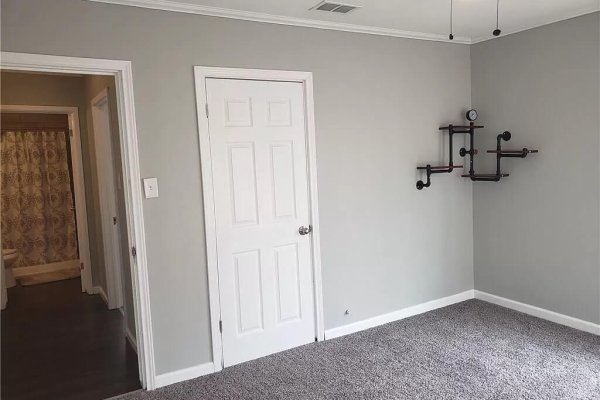 IS3blarin2eyva0000000000