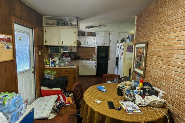 PXL_20220413_201258380