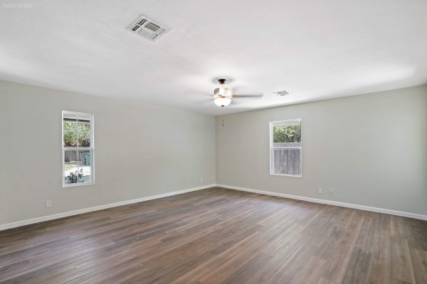 received_1003583293646042