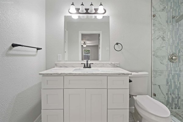 received_1454943898284518