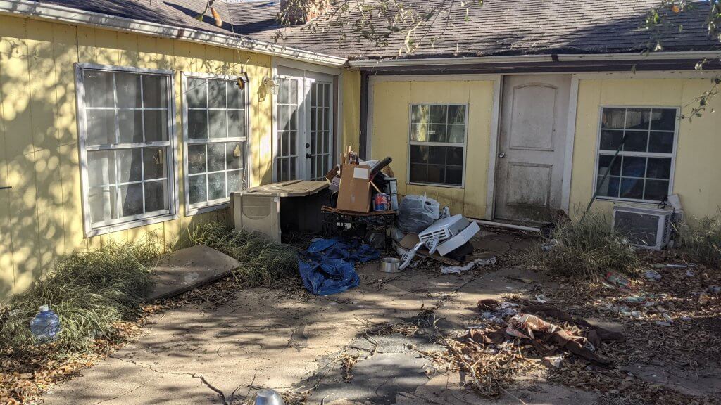 back yard of bad hosue