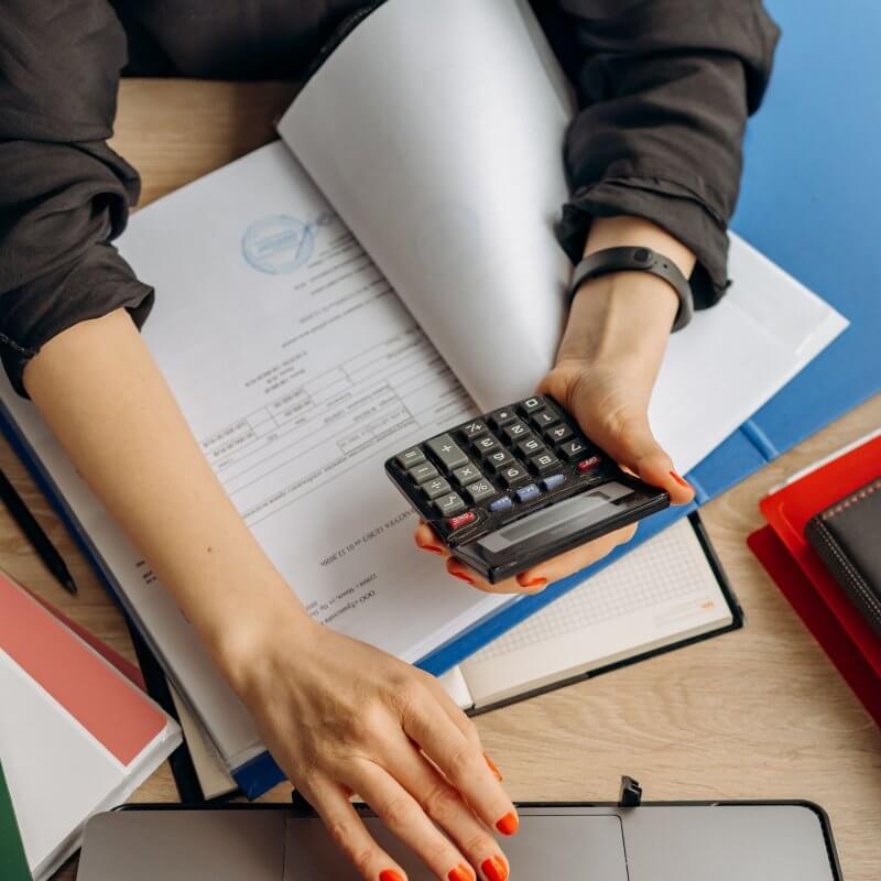 Assessing the risk-reward balance of a real estate investment