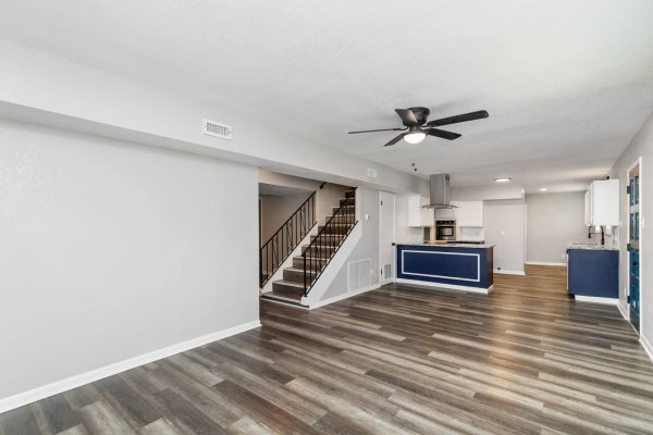 JPAGE-RealEstate-9461Morrow-8090-min