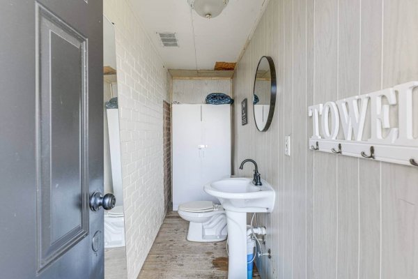 b1a538bf-d7e3-4431-bb24-dd9aedd2c0a1 b1a538bf-d7e3-4431-bb24-dd9aedd2c0a1