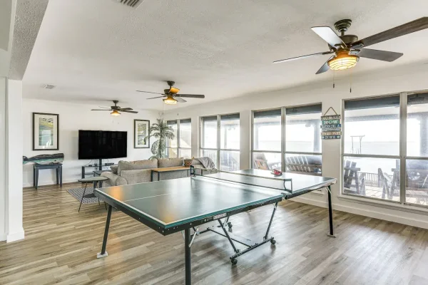 d61509ba-5823-4c1d-8c64-f53effdb673d d61509ba-5823-4c1d-8c64-f53effdb673d