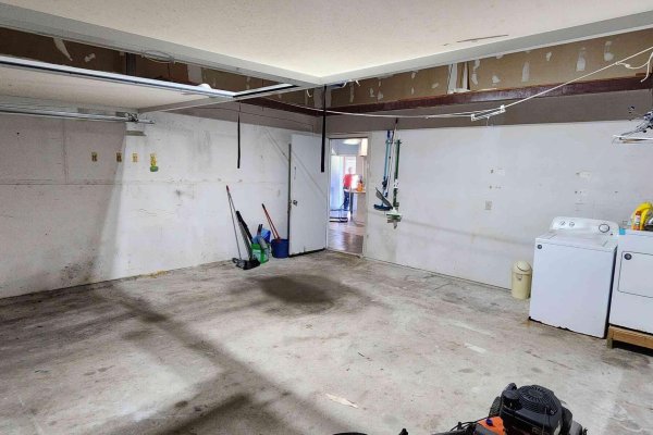 20240927_104522_4_IMGCentury