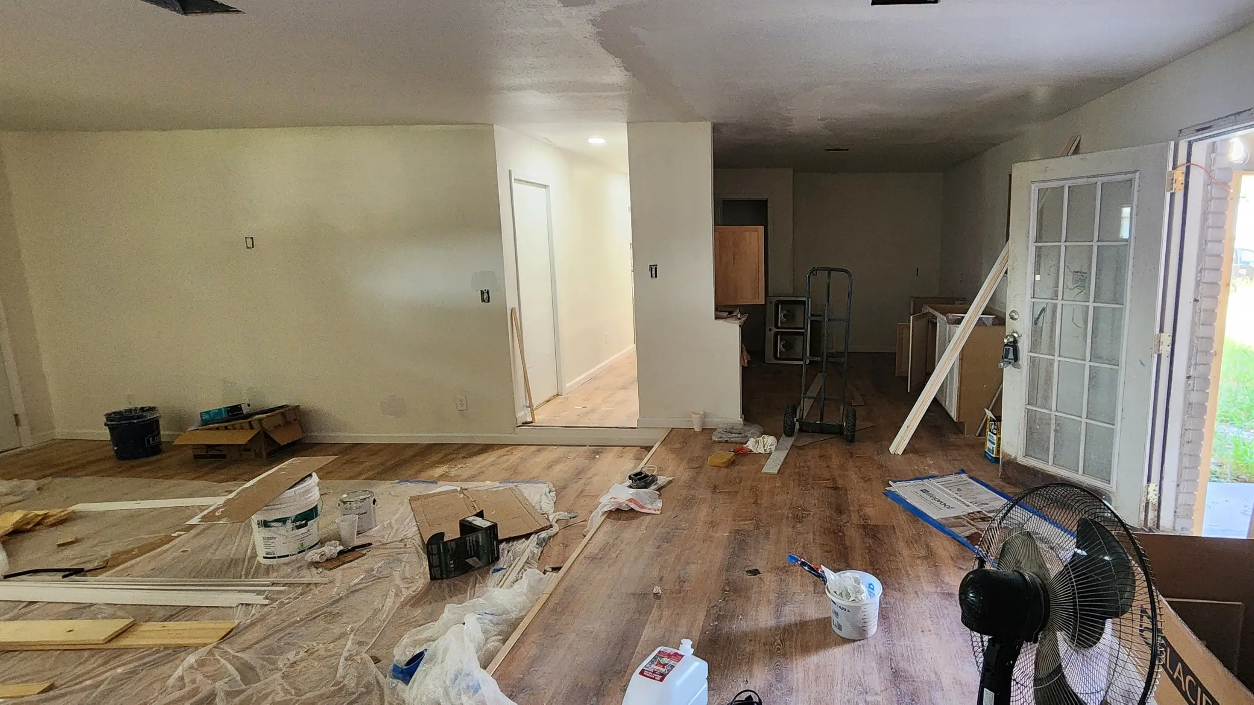 Living room before work remodel recovery